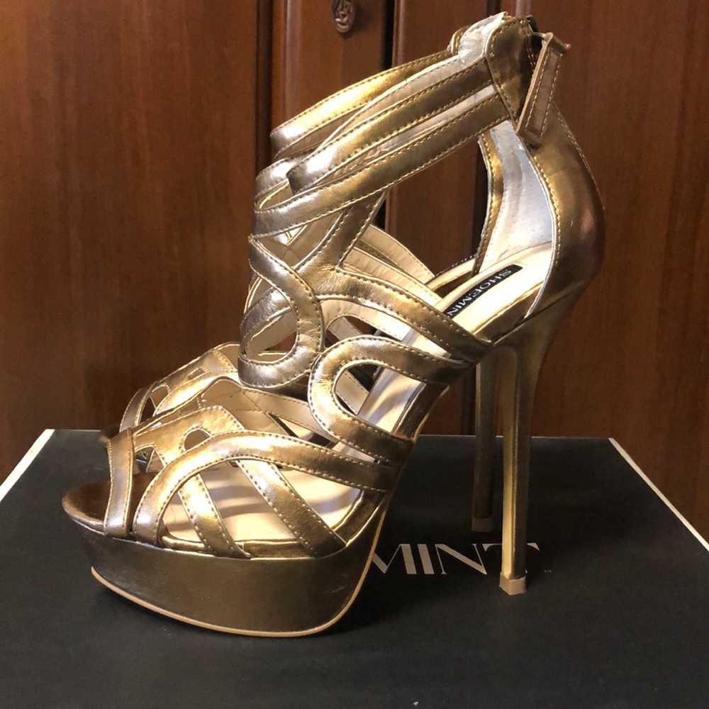 Shoemint Bronze Platform Heels